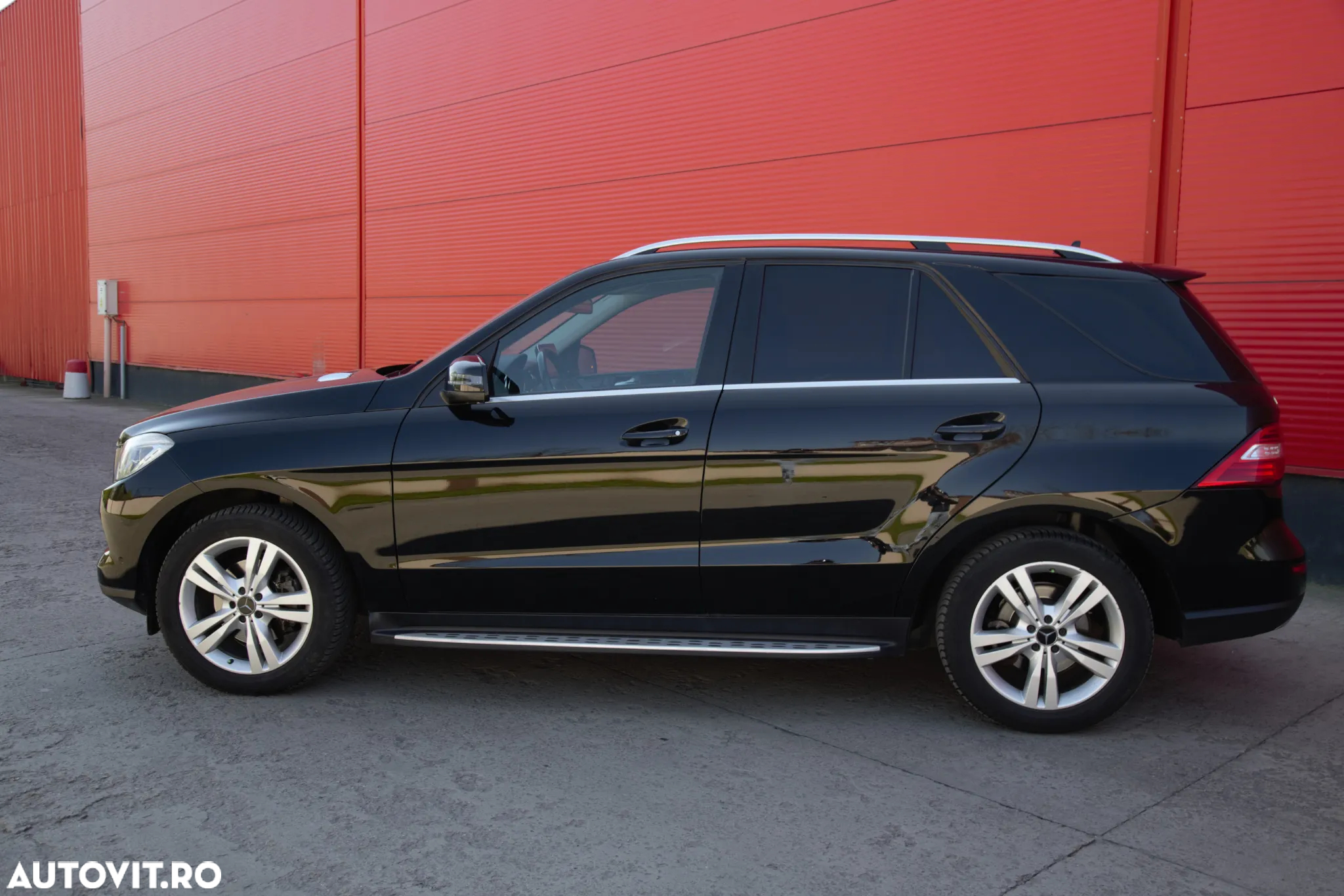 Mercedes-Benz ML 350 BlueTec 4MATIC Aut - 3