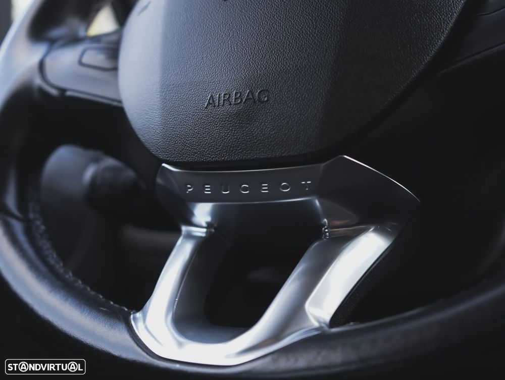 Peugeot 208 1.6 BlueHDi Active - 13