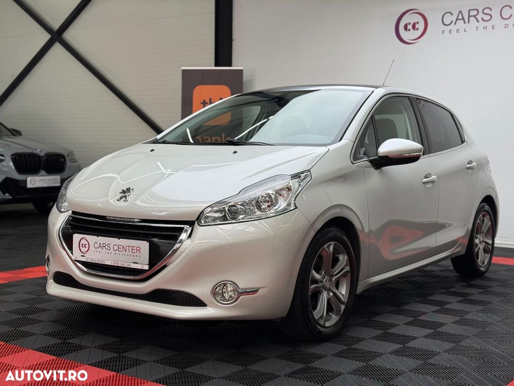 Peugeot 208 1.2 L PureTech Turbo Allure - 2
