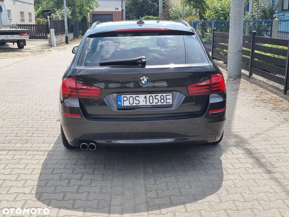 BMW Seria 5 518d - 14