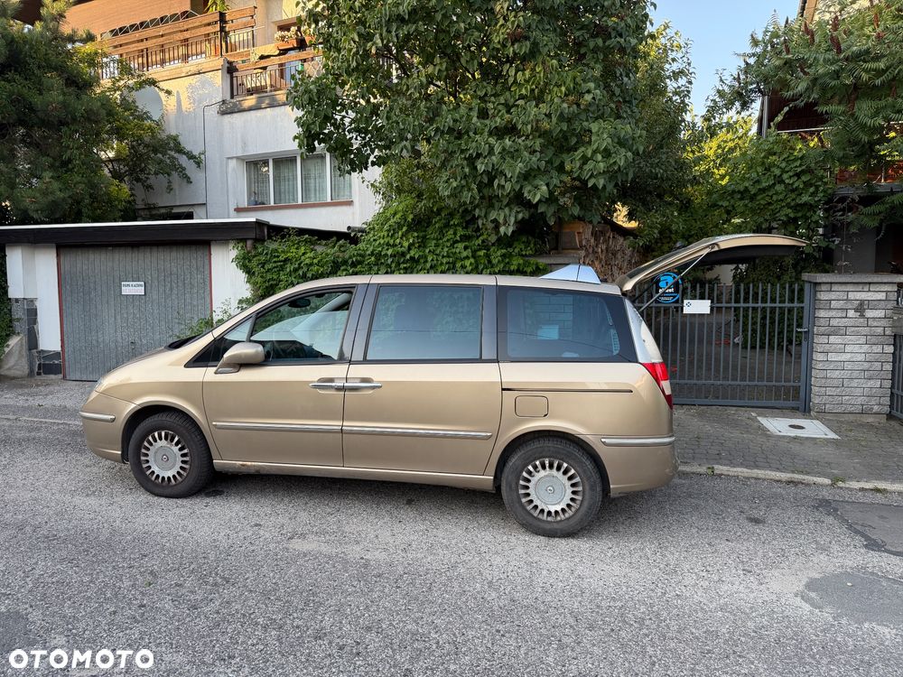 Lancia Phedra 2.2 16v JTD DPF - 3