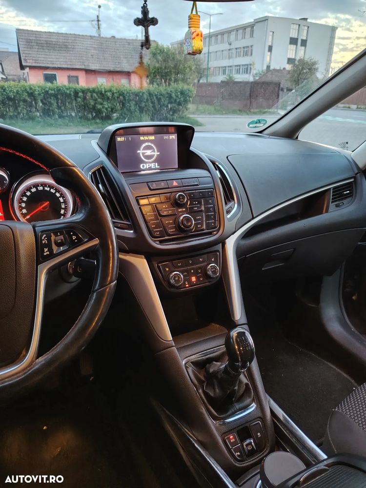 Opel Zafira Tourer 2.0 CDTI ECOFLEX Start/Stop Active - 3