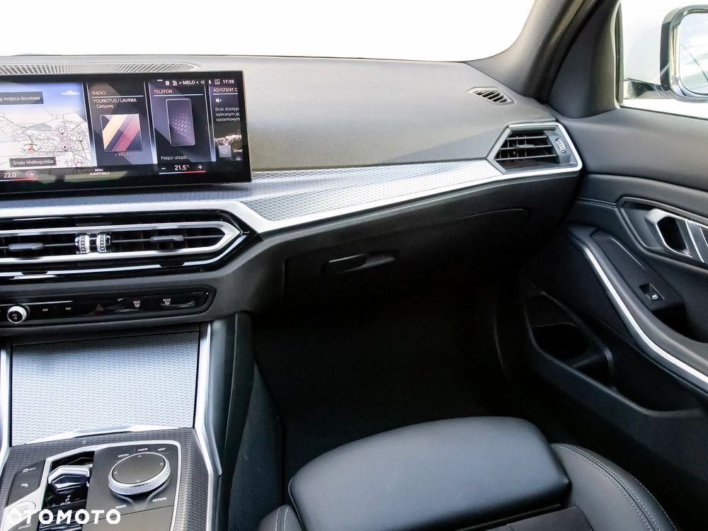 BMW Seria 3 318d M Sport - 16