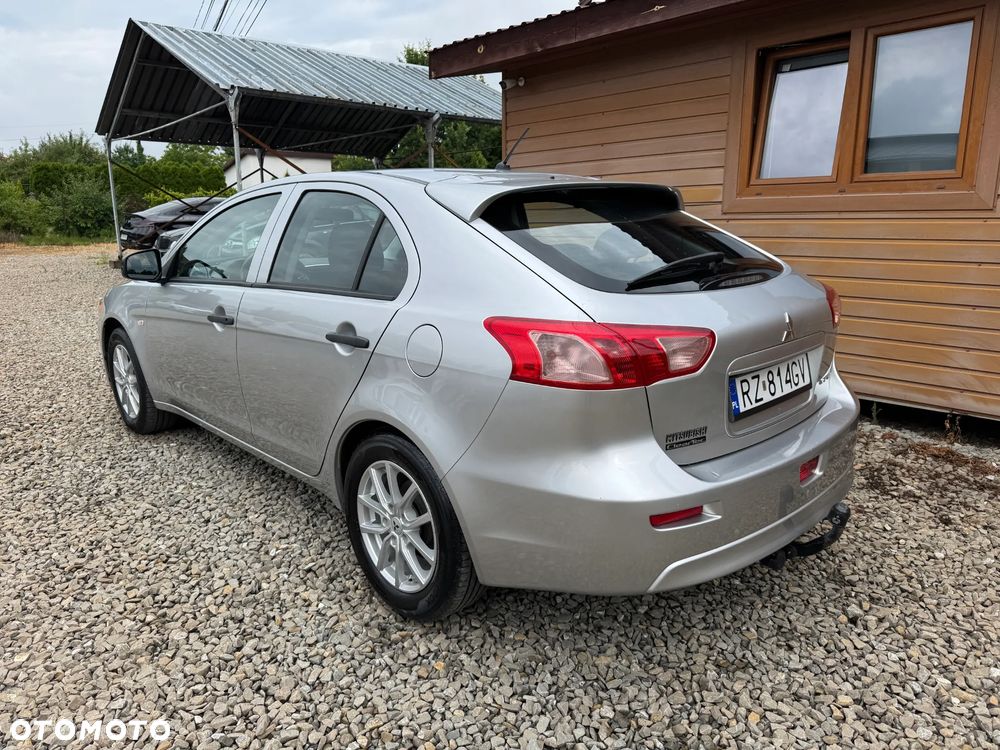 Mitsubishi Lancer 1.6 Inform - 4