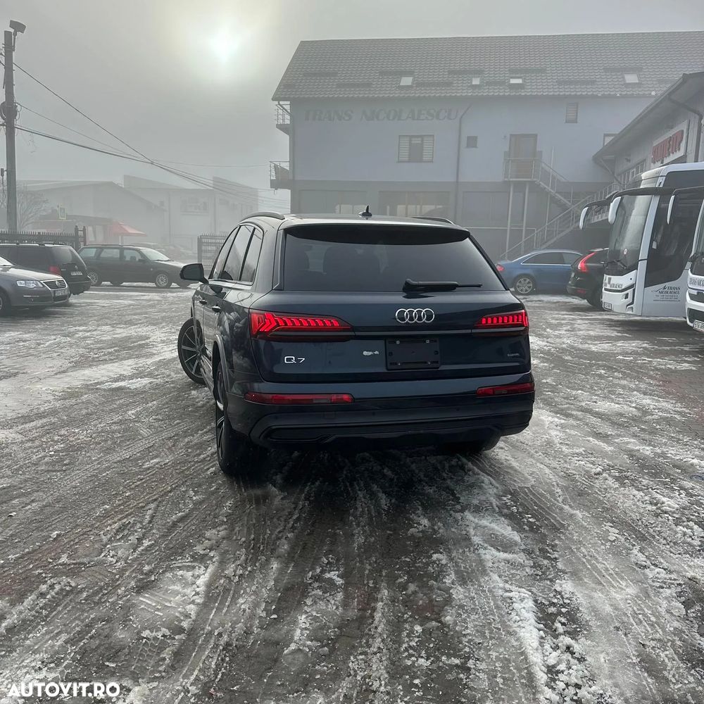 Audi Q7 55 TFSI quattro Tiptronic MHEV S Line - 4