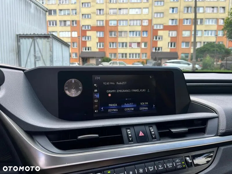 Lexus ES - 26