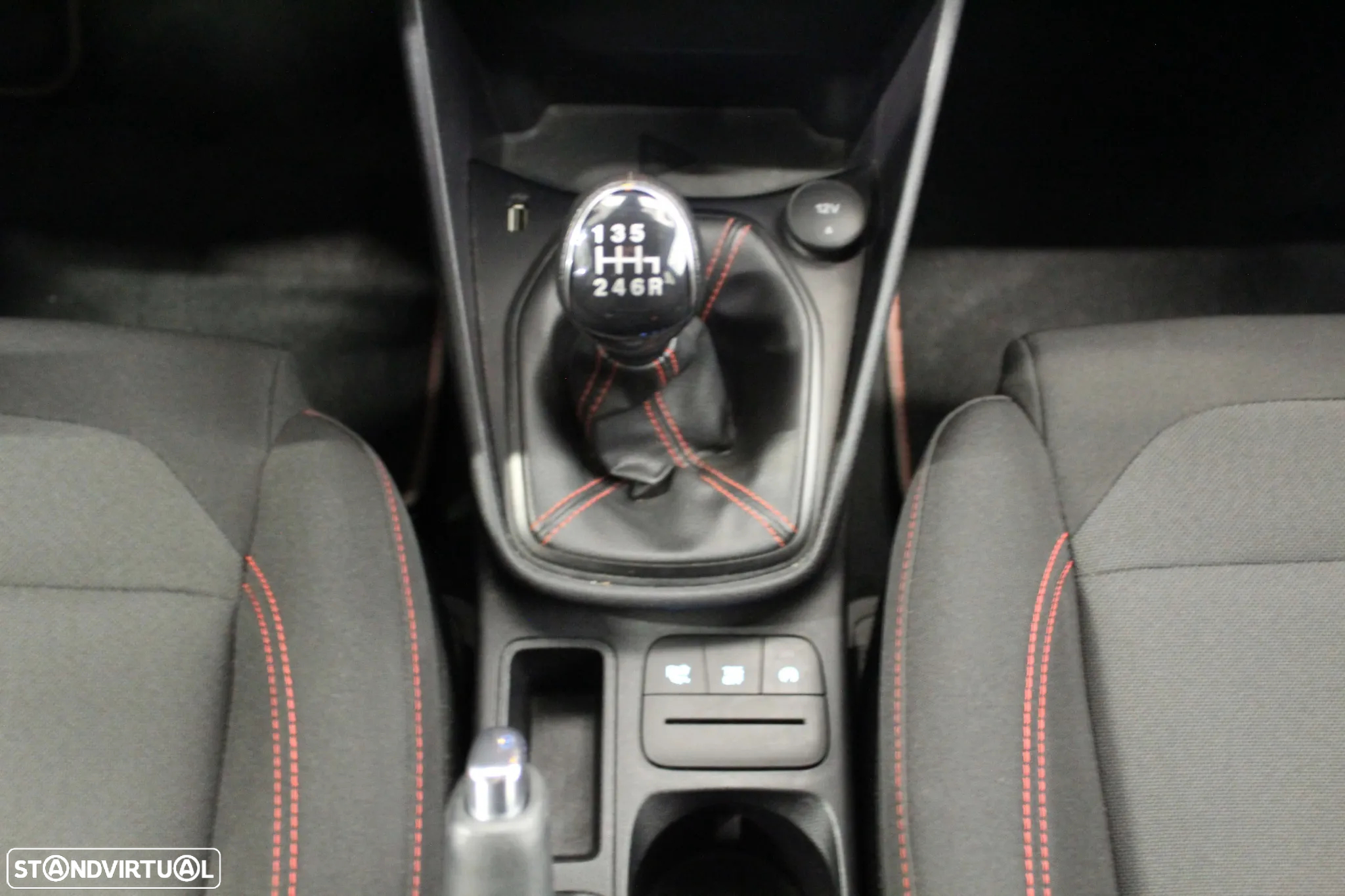 Ford Fiesta 1.0 EcoBoost MHEV ST-Line - 13