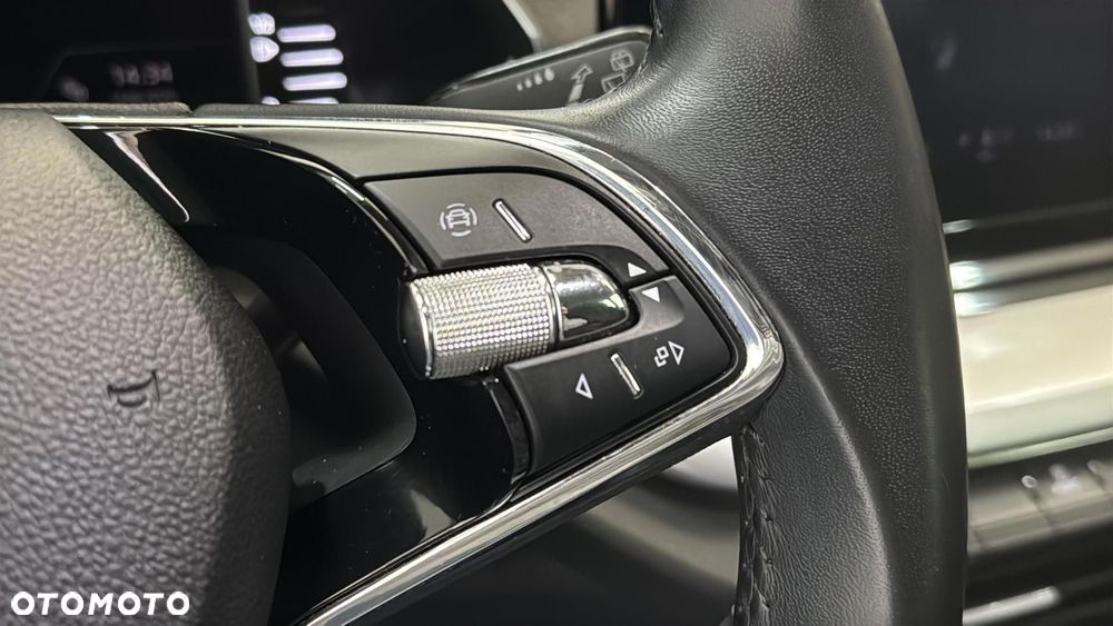 Skoda Octavia 1.5 TSI ACT Style - 25