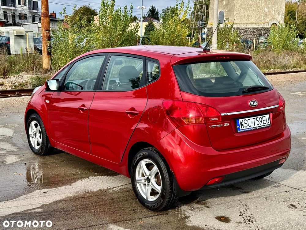 Kia Venga 1.4 CVVT Attract - 4