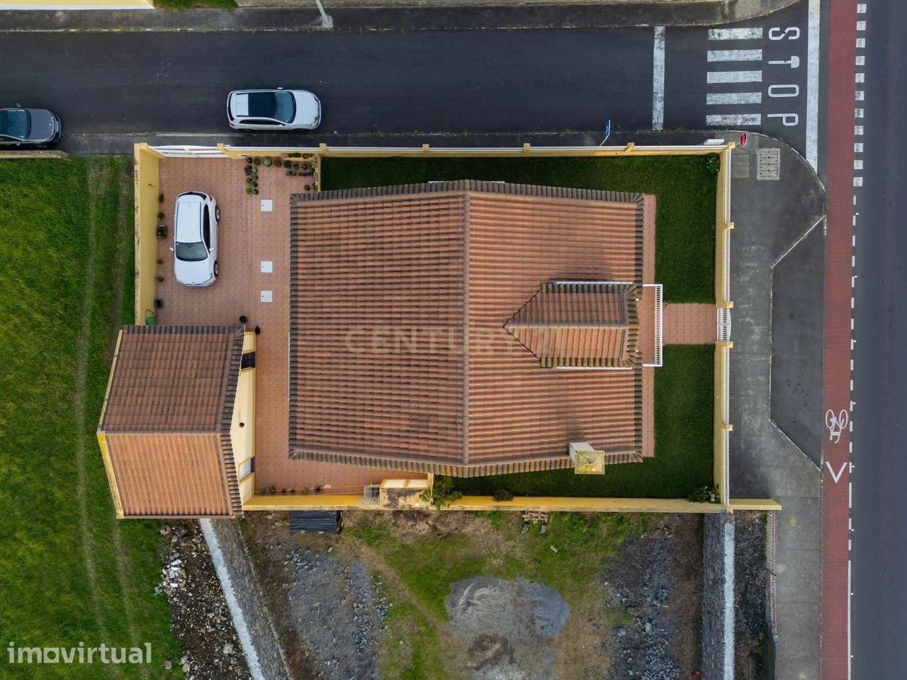 Moradia T4 na Ribeira Seca — Localização Privilegiada na Ribeira Grand - Grande imagem: 4/34