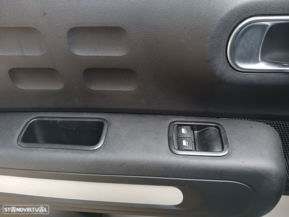 Citroën C3 1.2 PureTech C-Series - 25