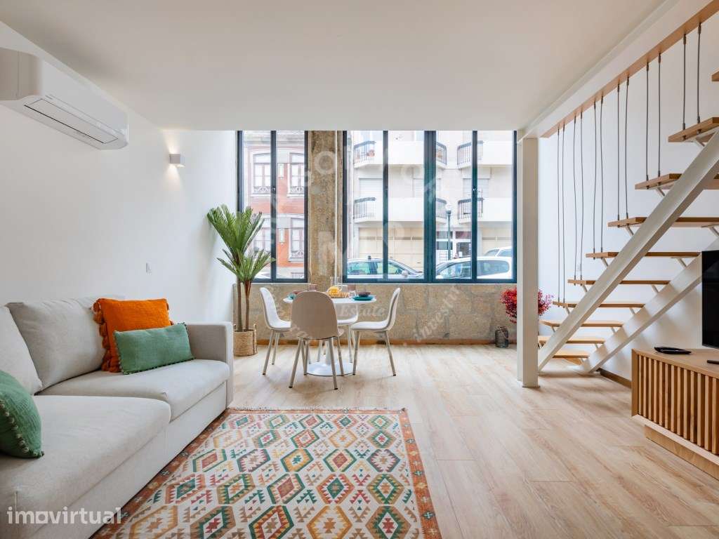 Apartamento T1 Duplex Totalmente Equipado e Mobilado no Bonfim, Porto - Grande imagem: 2/40