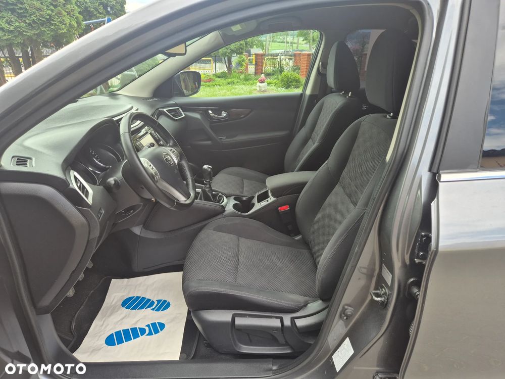 Nissan Qashqai 1.6 dCi DPF acenta - 18