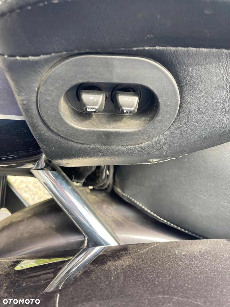 Harley-Davidson FLH Electra Glide - 23