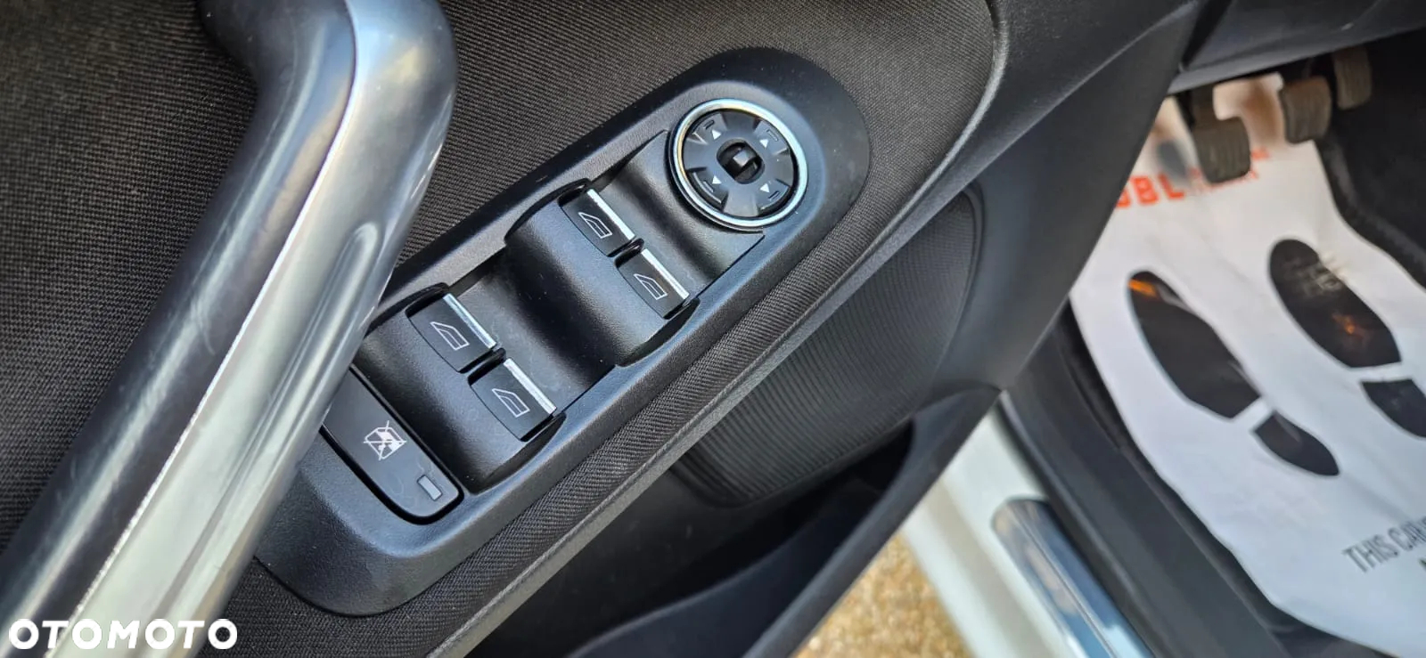 Ford S-Max 2.0 Titanium - 26