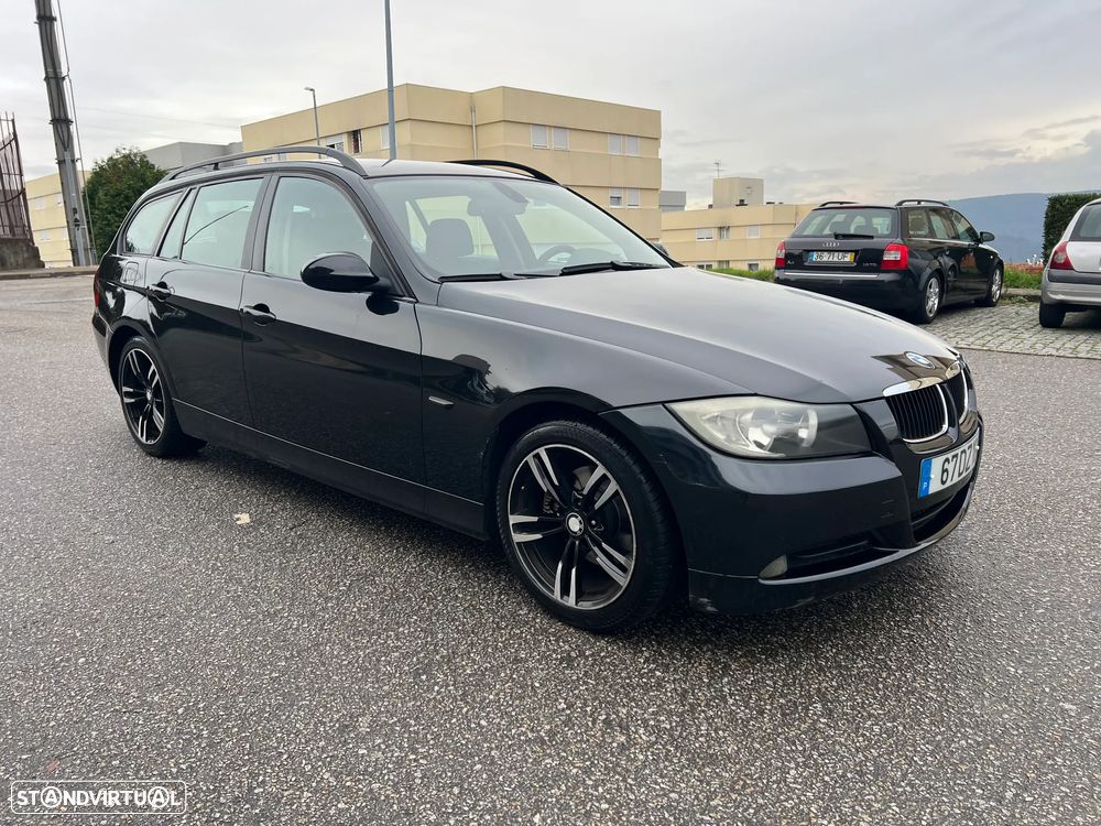 BMW 320 d Touring - 8