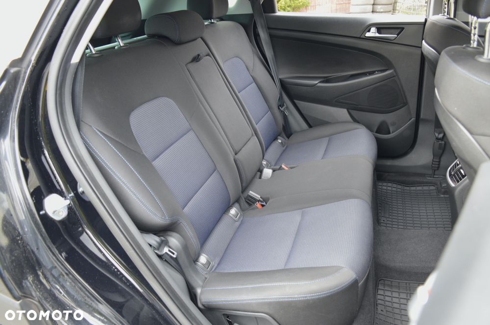 Hyundai Tucson blue 1.7 CRDi 2WD Advantage - 27