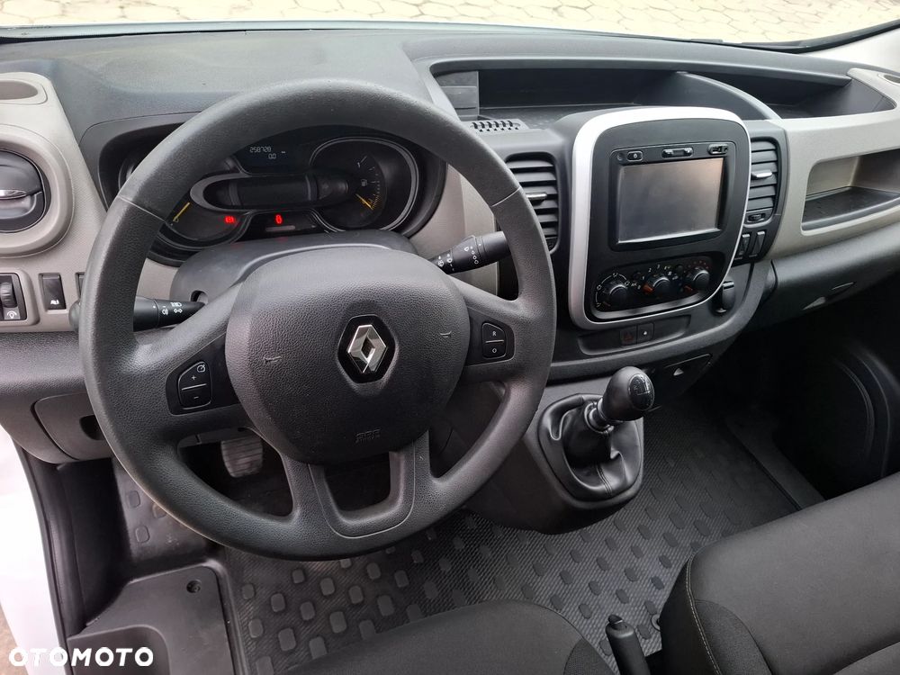Renault Trafic Klima 3osobowy POJEDYNCZE TURBO Faktura VAT 23% - 19