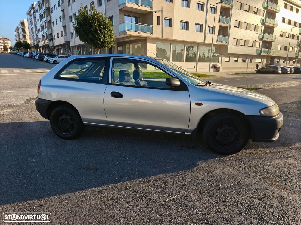 Mazda 323 P 2.0 D - 4