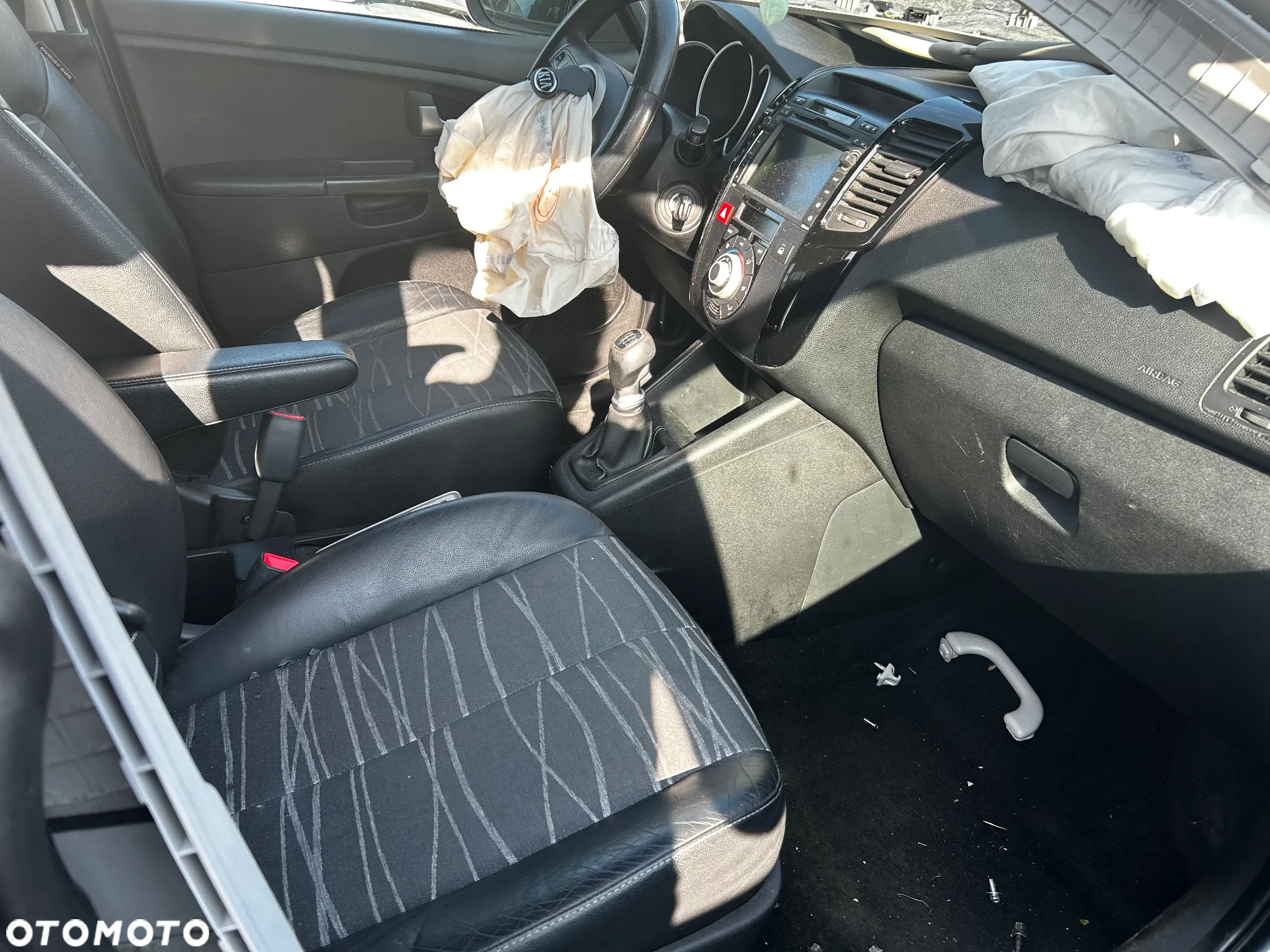 KIA VENGA 1,6CRDI półoś prawa - 7