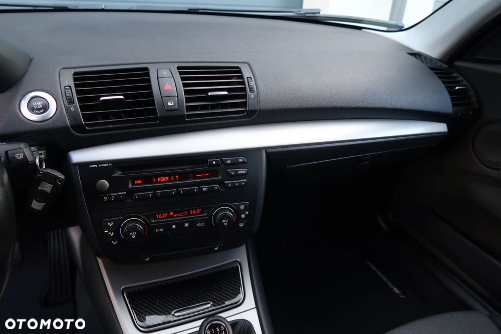 BMW Seria 1 118d - 17