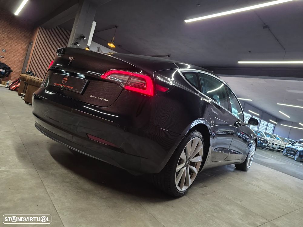 Tesla Model 3 Long Range AWD Dual Motor - 24