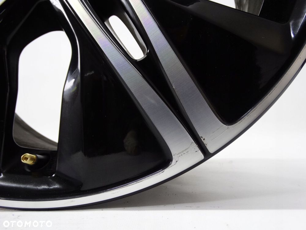 MERCEDES C KLASA W205 FELGA A2054018200 18 CALI - 14