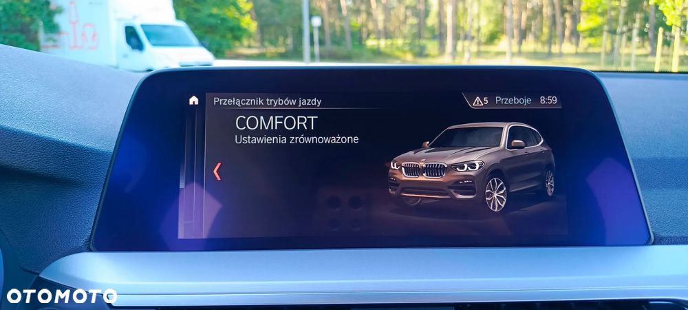 BMW X3 sDrive18d - 27