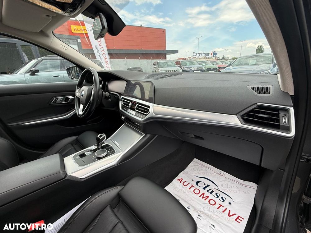 BMW Seria 3 320d xDrive AT Luxury Line - 28
