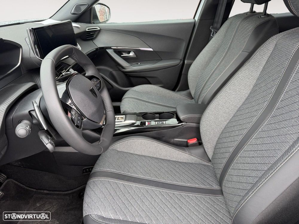 Peugeot 2008 - 9