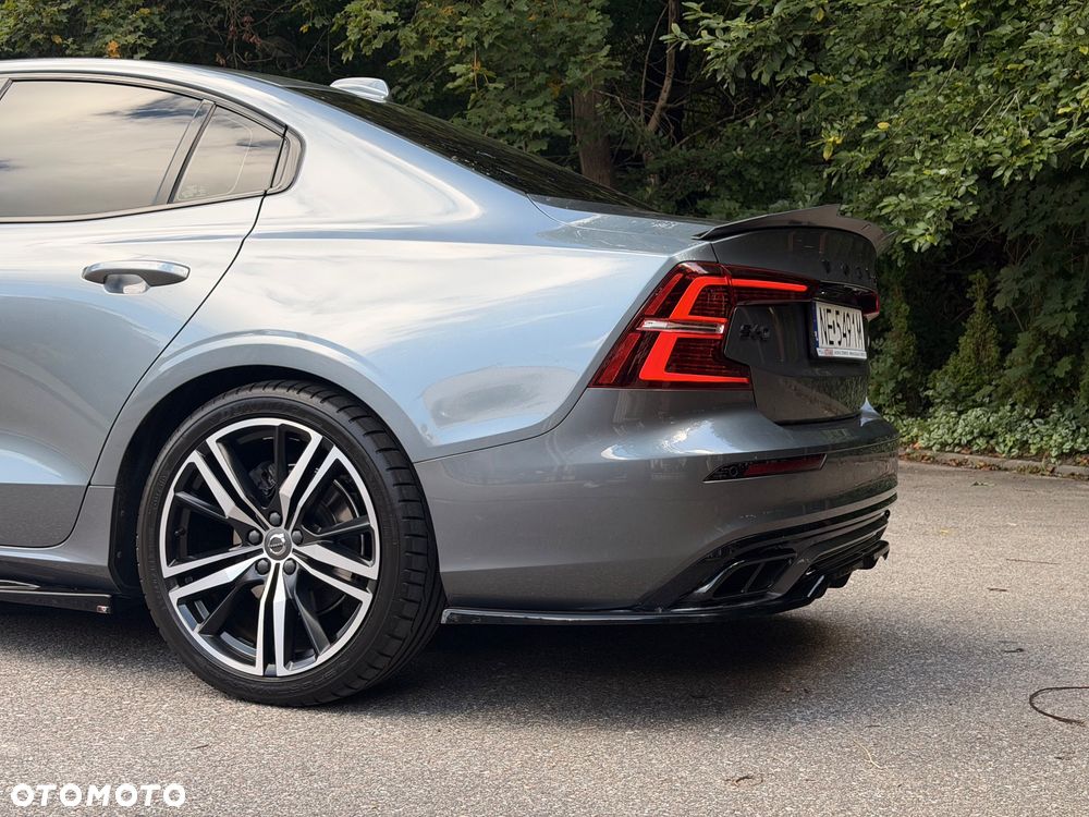 Volvo S60 T4 R-Design - 6