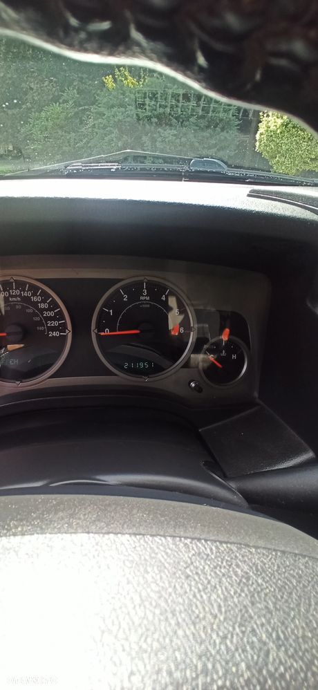 Jeep Compass - 8