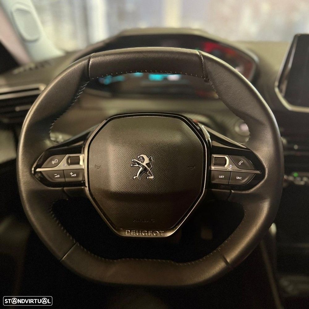 Peugeot e-2008 50 kWh Active - 10