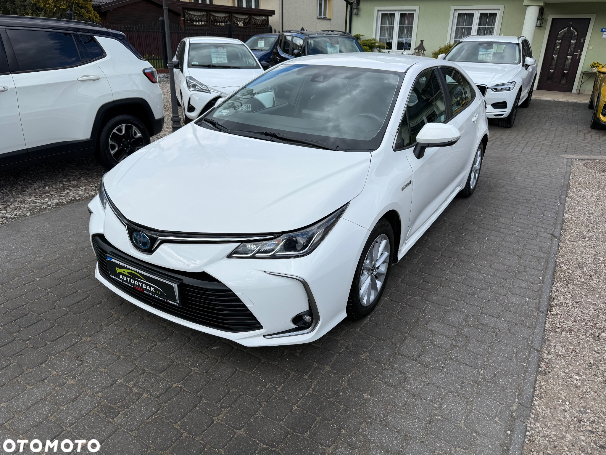 Toyota Corolla 1.8 Hybrid Comfort - 17