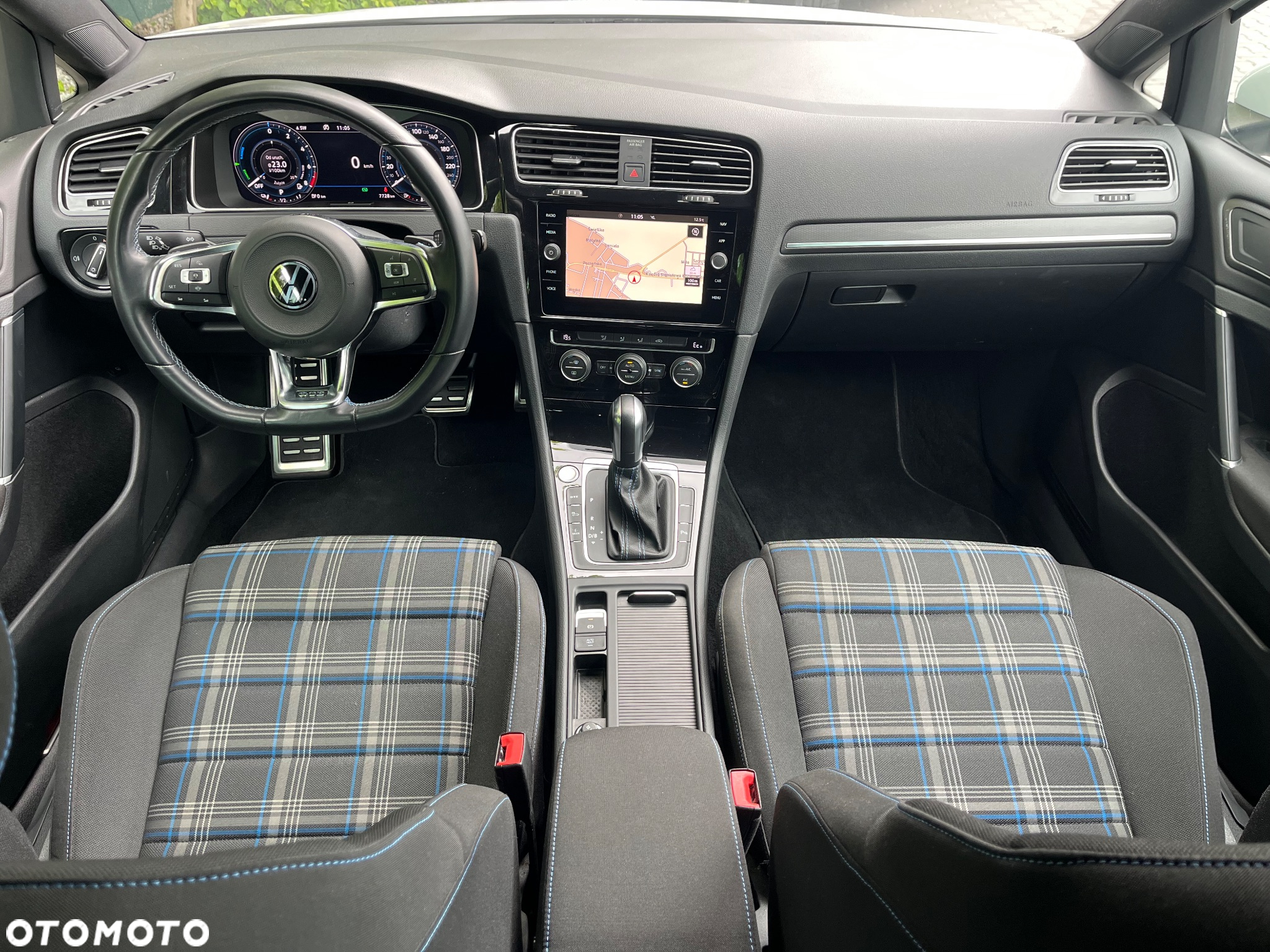Volkswagen Golf 1.5 eHybrid OPF DSG Edition 50 - 7