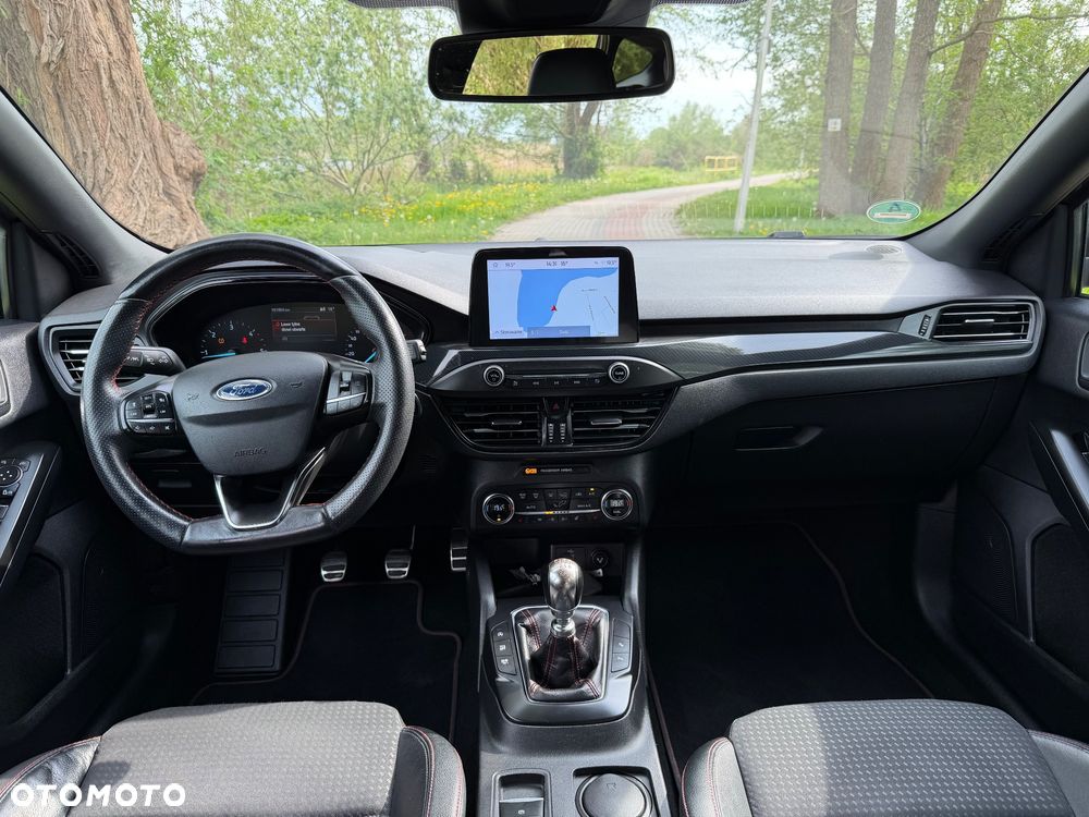 Ford Focus 1.5 EcoBlue Start-Stopp-System ST-LINE - 15