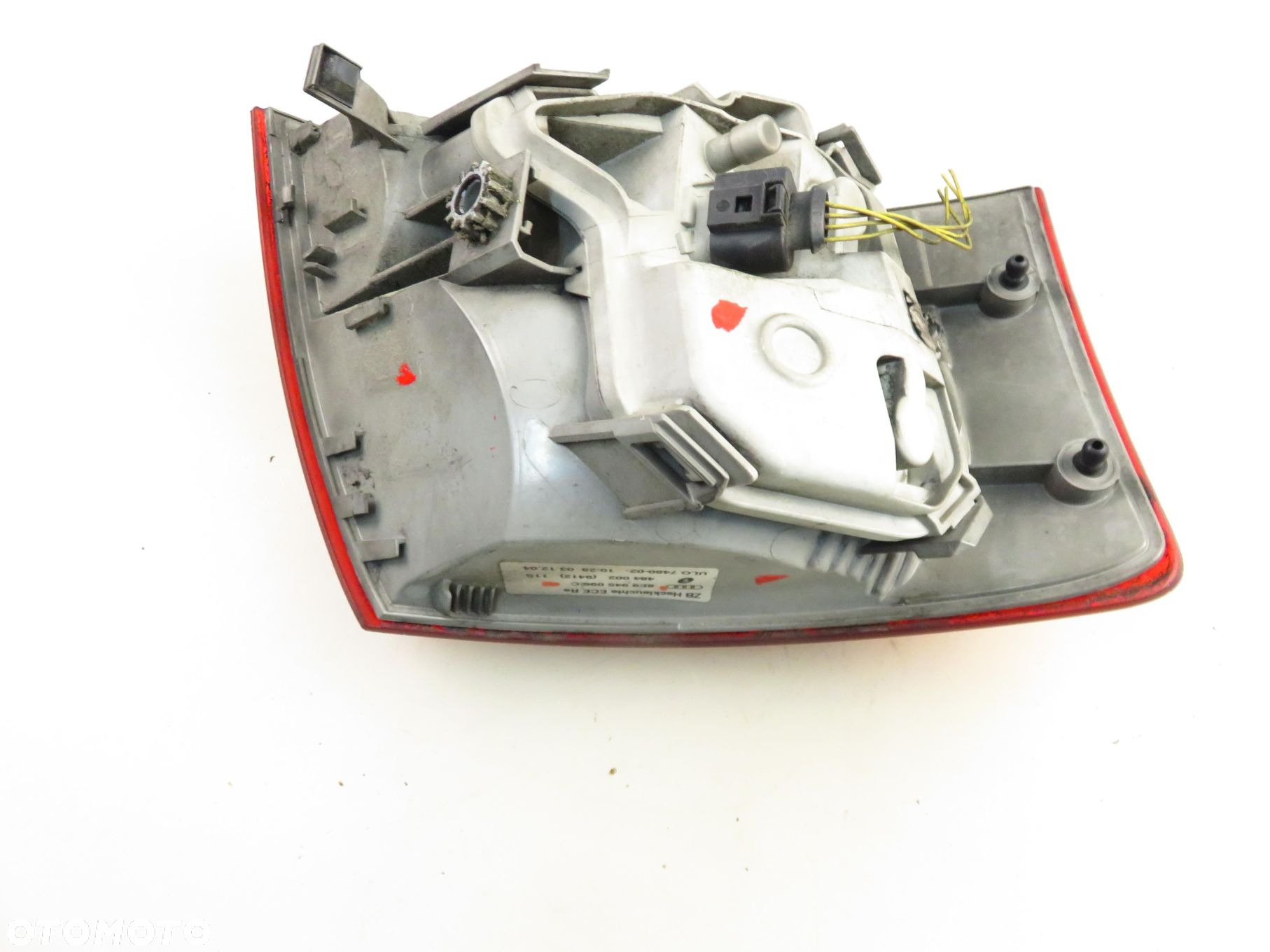 LAMPA PRAWA TYLNA AUDI A4 B7 Avant 8E9945096C - 7