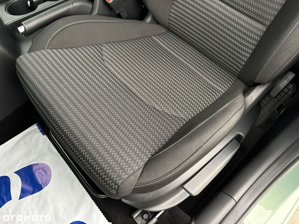 Kia Ceed - 17