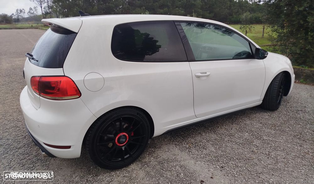 VW Golf 2.0 GTI DSG - 13