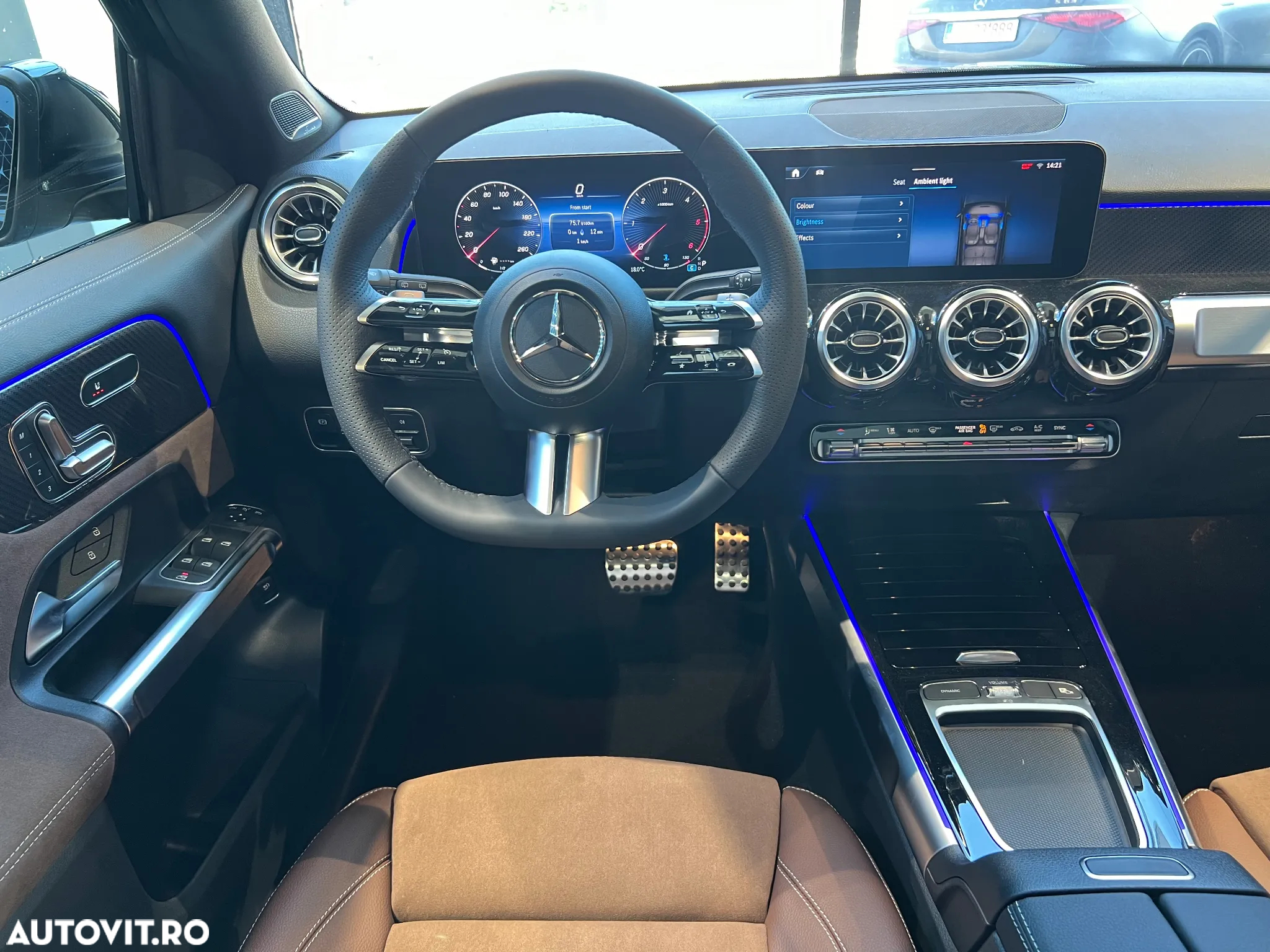 Mercedes-Benz GLB 200 d 4Matic 8G-DCT AMG Line - 16
