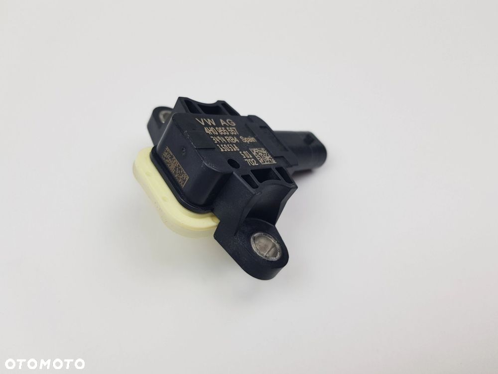 Czujnik uderzenia uderzeniowy Audi A6 C7 4H0955557 - 4