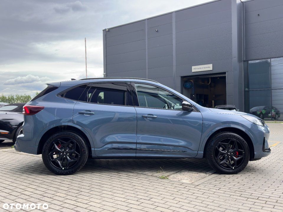 Ford Kuga - 4