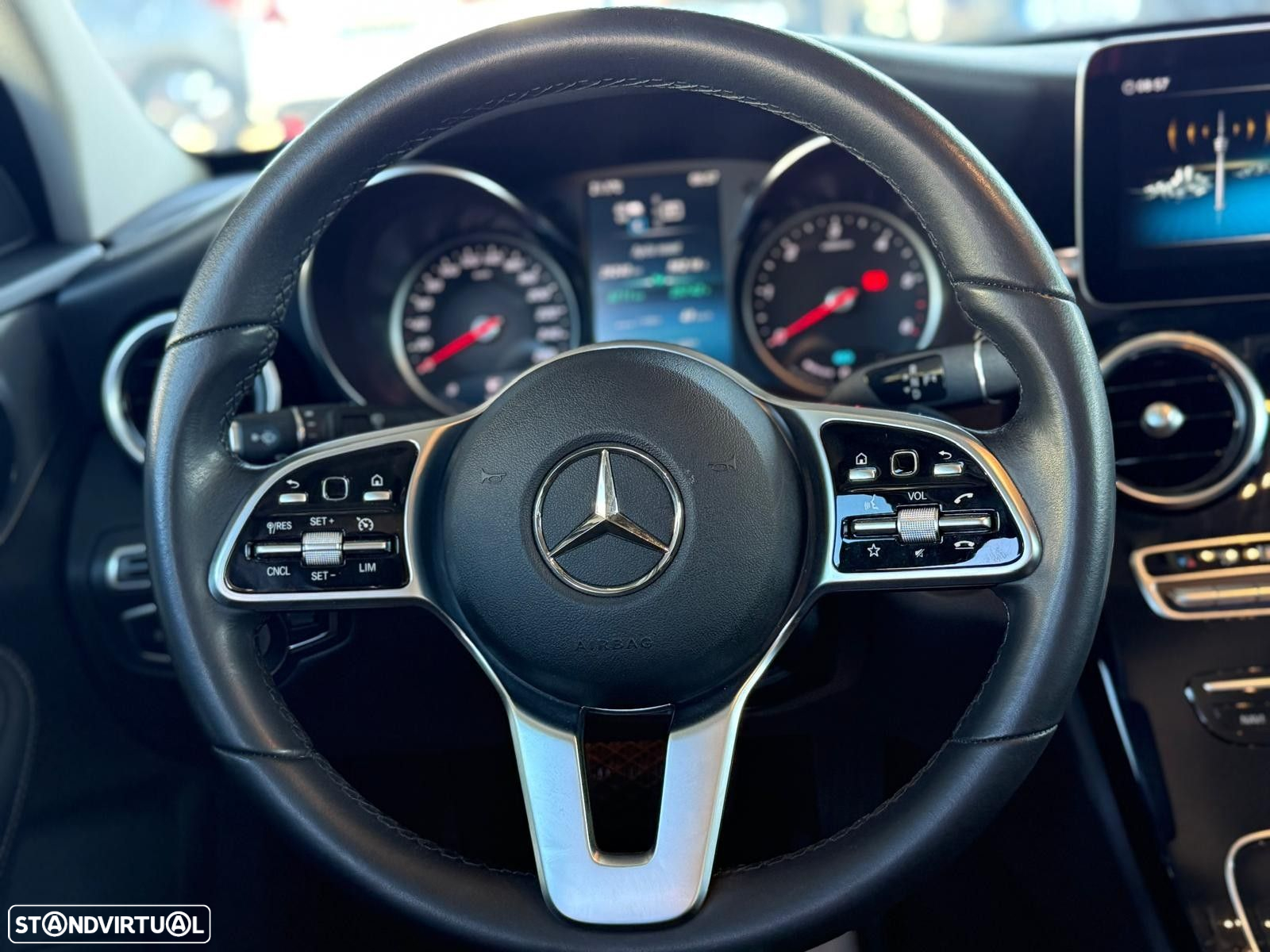 Mercedes-Benz C 300 e Avantgarde - 15