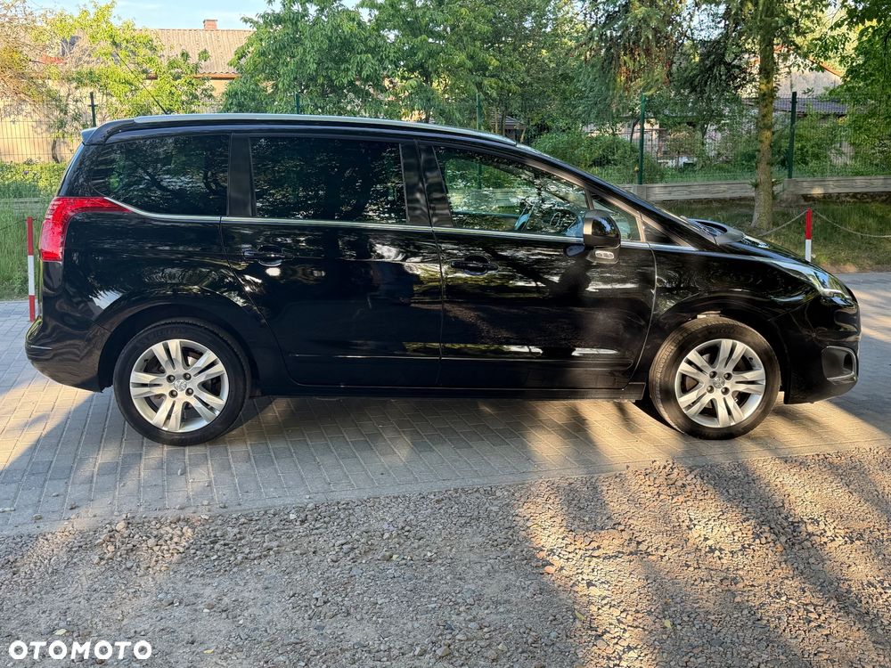 Peugeot 5008 HDI 150 Allure - 7