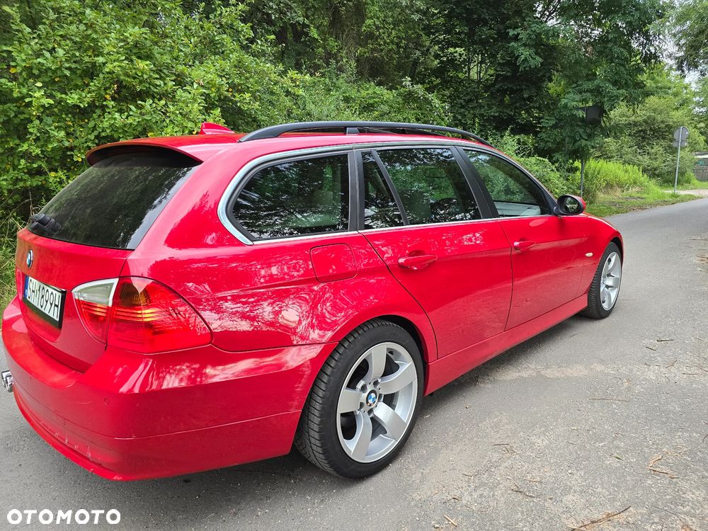 BMW Seria 3 325i - 11