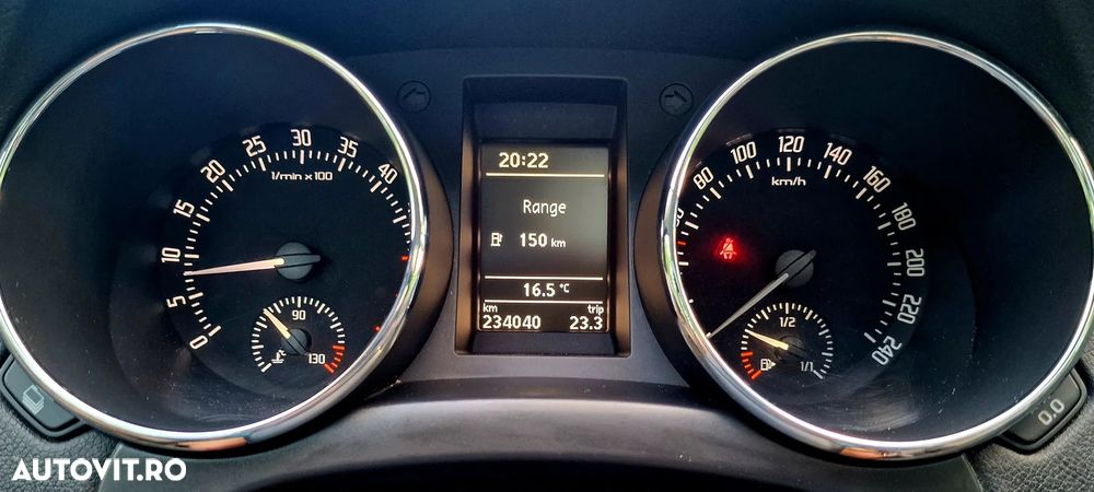 Skoda Yeti 2.0 TDI 4x4 Elegance PLUS EDITION - 17