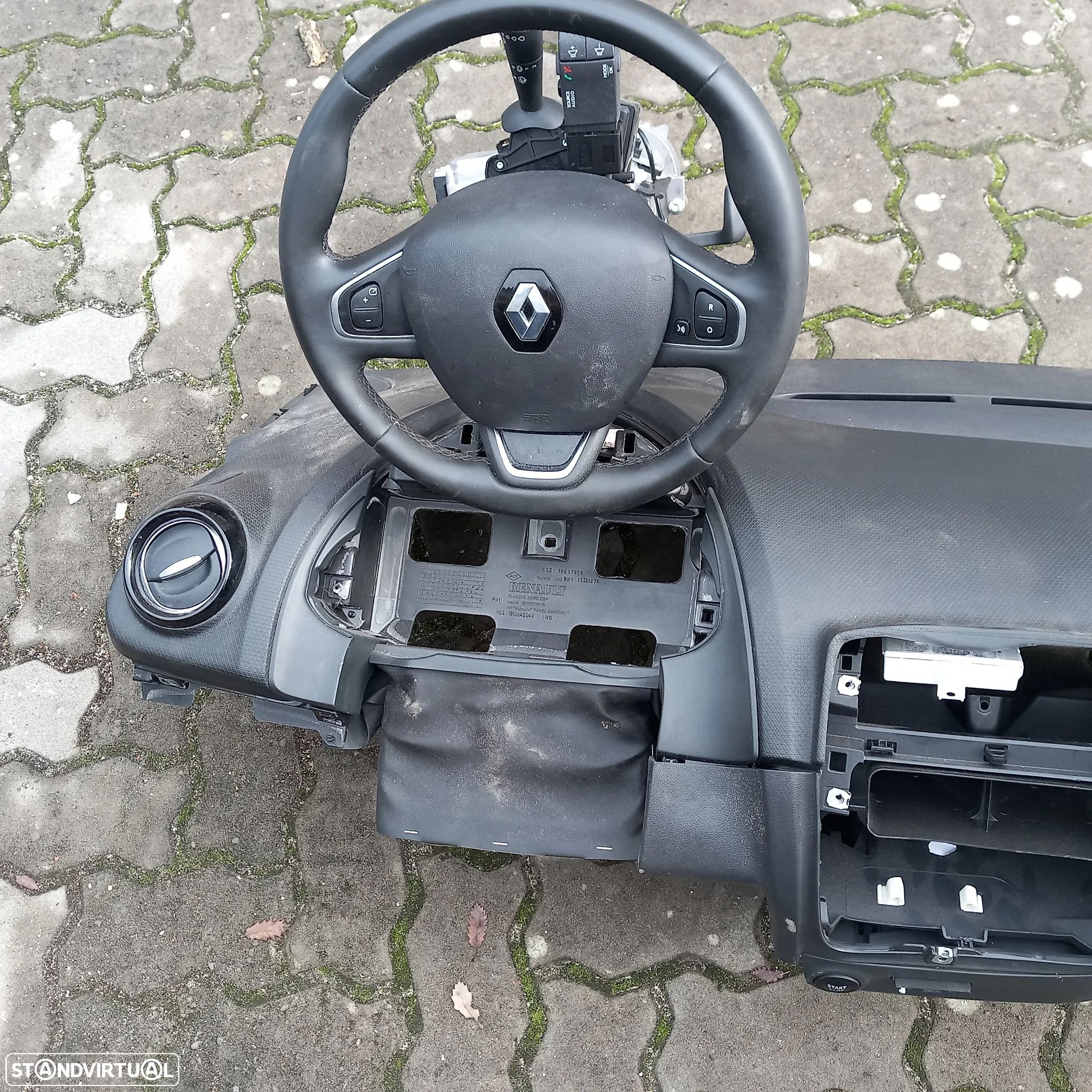 Tablier com airbags renault clio 4 - 1