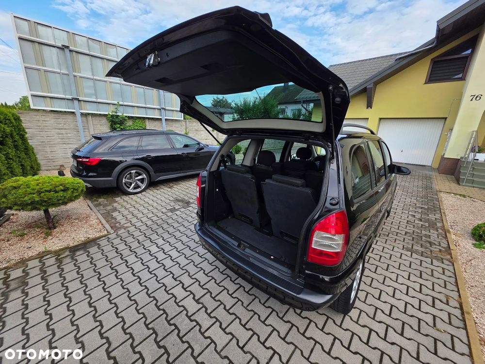 Opel Zafira 2.0 DTI Njoy - 8