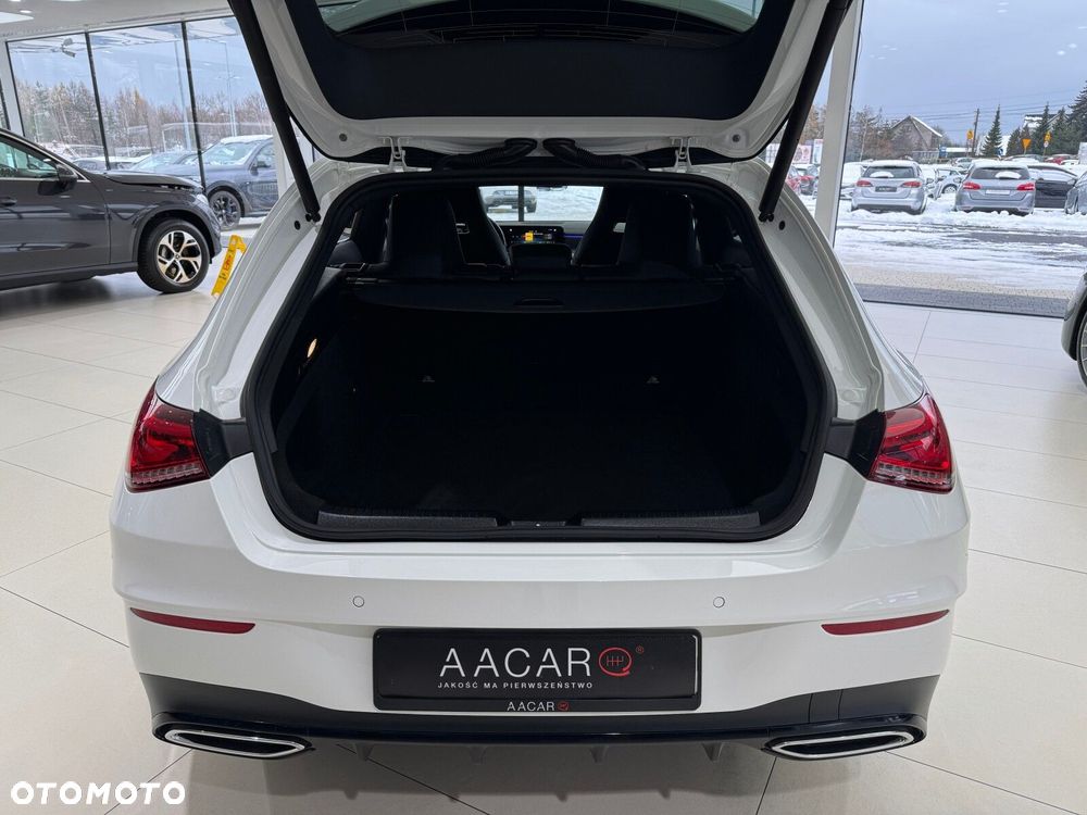 Mercedes-Benz CLA - 17