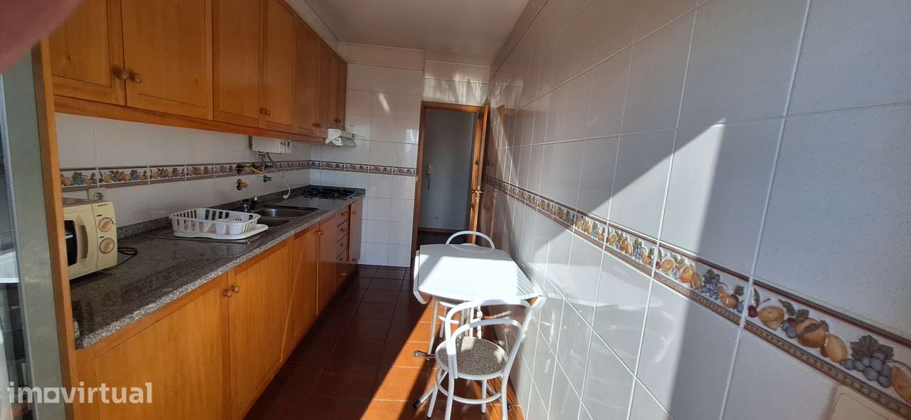 Arrendo T1 mobilado - Grande imagem: 5/11